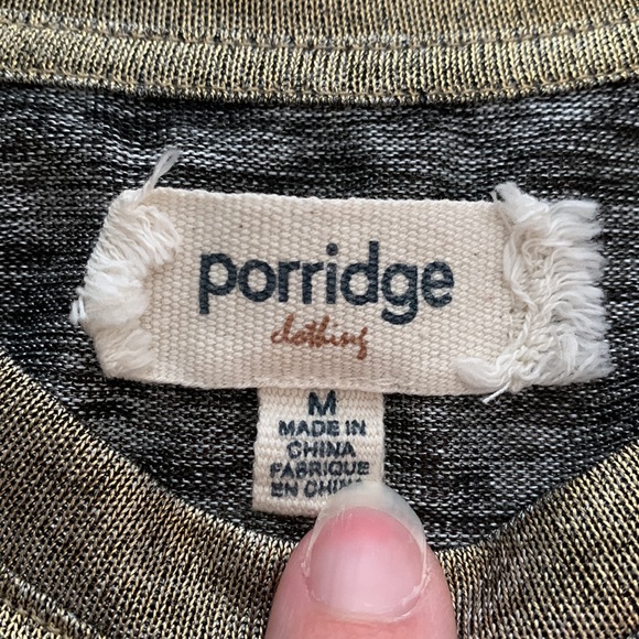 BNWOT Anthropologie Gold Cropped Shirt - Picture 3 of 3